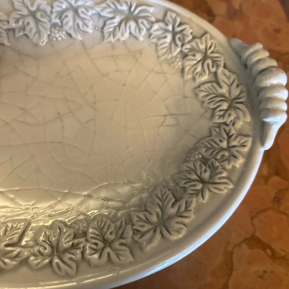 CROSCILL Tuscany Ceramic Soap Dish - Picture 2 of 3